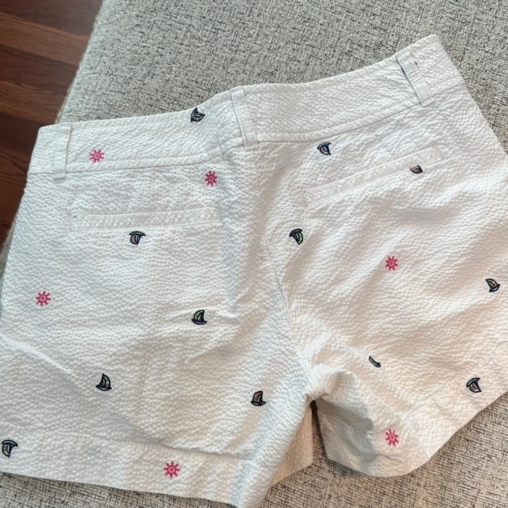 Lilly Pulitzer Shorts - Picture 6 of 8